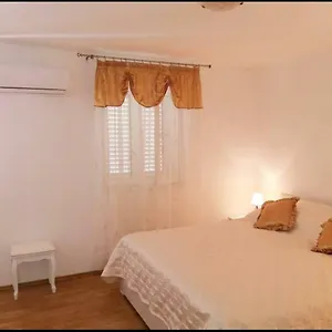 Perina Apartament Trogir